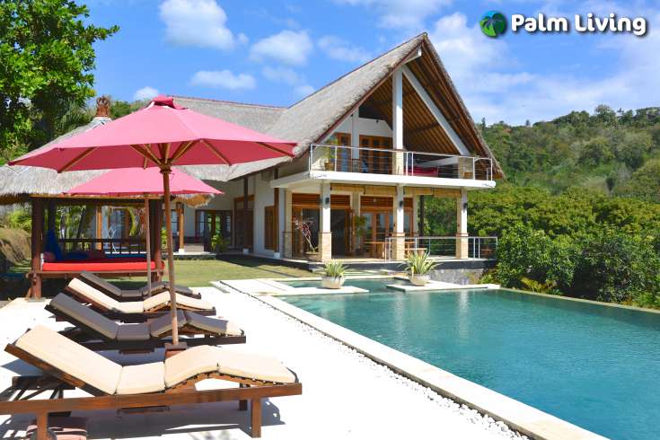 Charming Hillside Villa with Sea Views