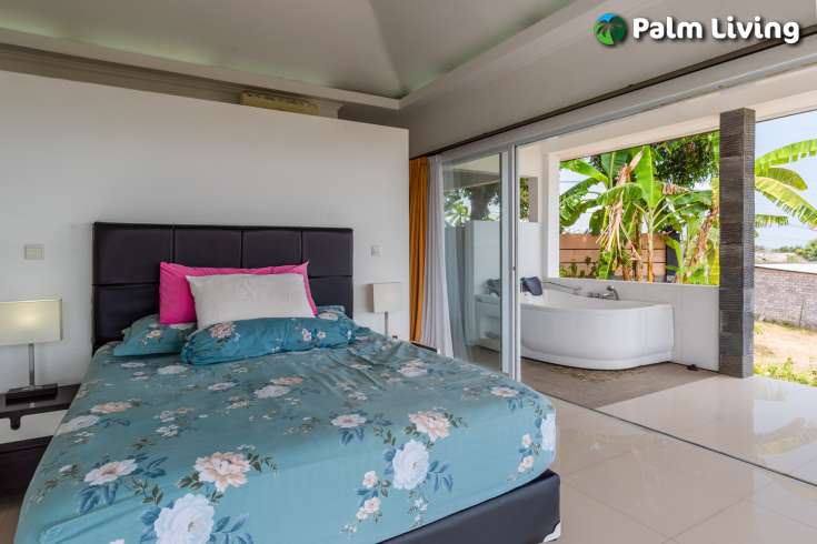 Large Contemporary Villa Ocean View