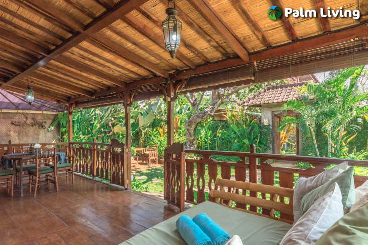 Beachfront Villa Complex in Central Lovina