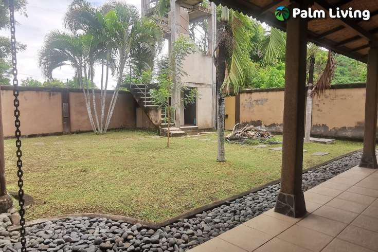 House & Restaurant For Sale