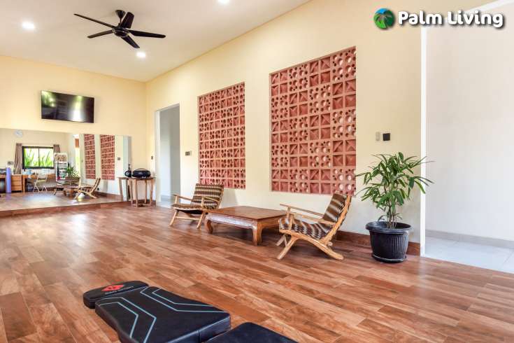 Spacious Beautiful Garden Villa for Sale