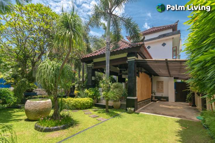 Modern Villa for sale Central Lovina