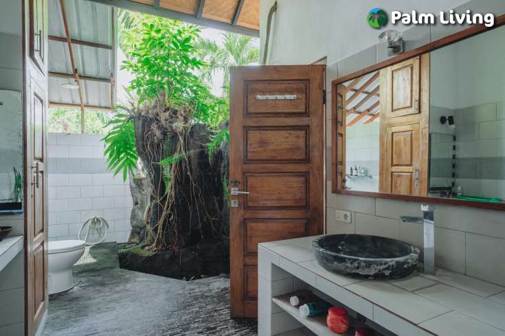 Spacious Garden Villa for Sale