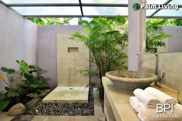 Freehold Hotel In Lovina For Sale
