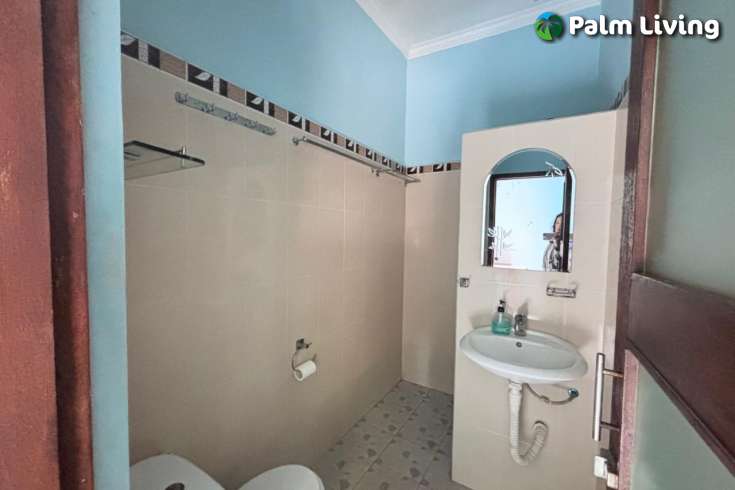 Minimalist House for Sale in Central Lovina