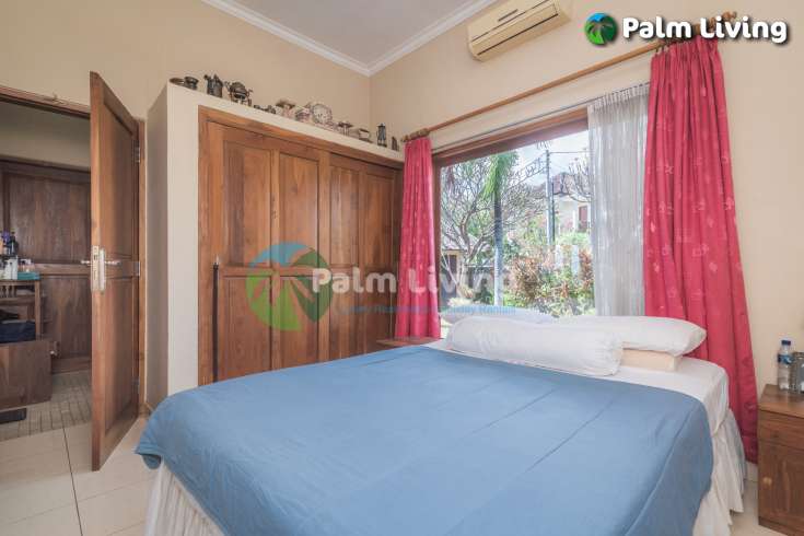 Rare Beachfront Villa in Dencarik