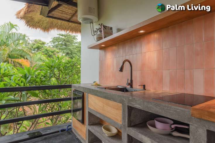 Absolute Beachfront Villa - Center Lovina