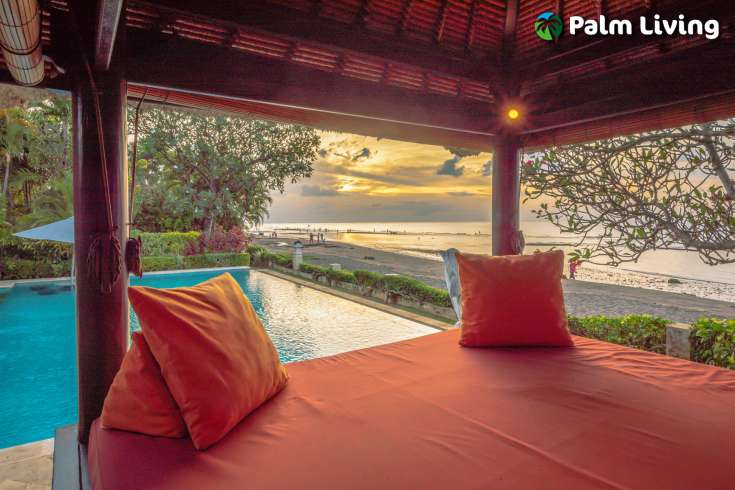 Villa on the Beach with Guest House