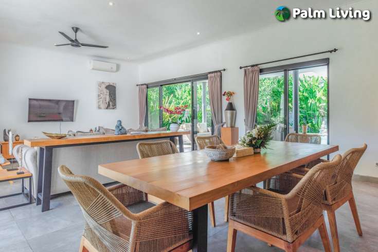 Modern Cozy Private Villa For Sale