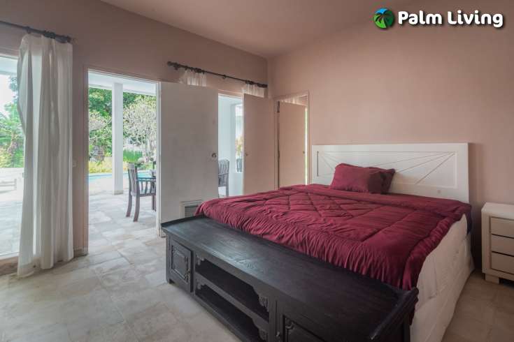 Rare Expansive Beachfront Villa