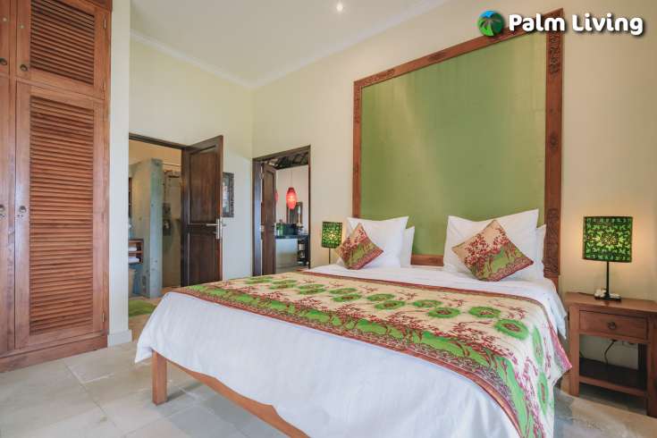 Beautiful Beachfront Villa for Sale