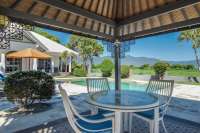 Villa for Sale with Stunning Views