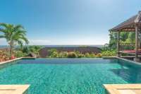 Serene Villa overlooking to the Ocean