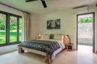 A Dream Villa with Beautiful Garden