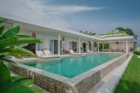 Ocean View Villa with Tropical Serenity