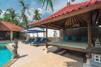 Serene Lovina Villa with Bungalow