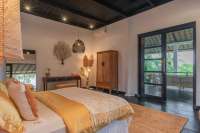 Absolute Beachfront Villa - Center Lovina