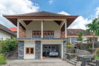 Spacious Villa with Ocean View in Bukti