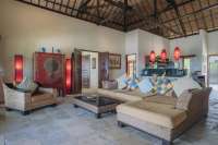 Beautiful Beachfront Villa for Sale