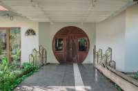 Spacious Garden Villa for Sale