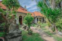 Spacious Garden Villa for Sale
