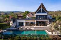 Luxurious Villa With 180 Degree Views