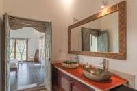 Spacious Hillside Villa, Ocean Views