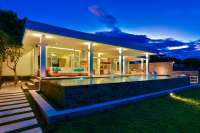 Luxury Bali Villa Built In Contemporary Style