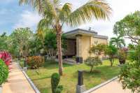 Serene Lovina Villa with Bungalow