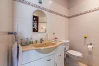 Beautiful Five Bedrooms Beachfront Villa