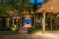 Modern Cozy Villa with Ocean View