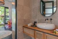 Absolute Beachfront Villa - Center Lovina