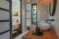 Absolute Beachfront Villa - Center Lovina