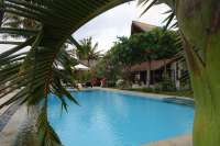 Spacious Beachfront Villa for Sale in Dencarik