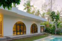 Tropical Chic Modern Villa Development