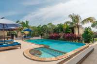 Serene Lovina Villa with Bungalow