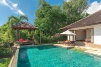 Serene Villa overlooking to the Ocean