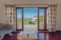 Spacious Hillside Villa, Ocean Views