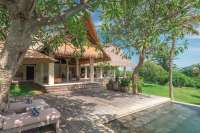 A Dream Villa with Beautiful Garden