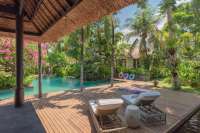Absolute Beachfront Villa - Center Lovina