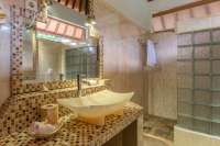 Luxurious Retreat in Central Lovina