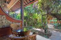 Bungalow And Restaurant For Sale Bali