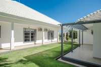 Villa for Sale with Stunning Views