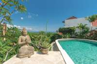 Spacious Hillside Villa, Ocean Views