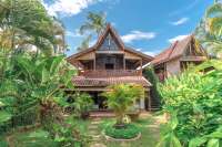 Beachfront Villa Complex in Central Lovina