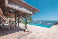 Charming Beachfront Close to Lovina