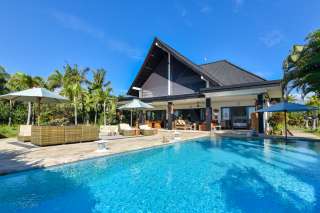 Modern Design Beachfront Villa