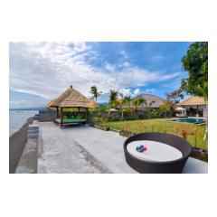 Beach Wall - Bali Villa Building and Development - Palm Living Bali